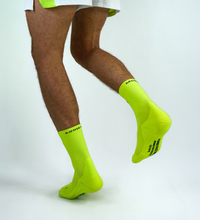 Lade das Bild in den Galerie-Viewer, neon